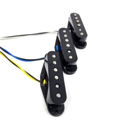 Brio Vintage Style Single Coils Alnico V Set of 3 (Cream/Black or White) image 1