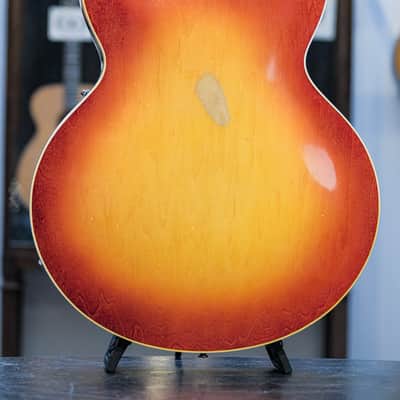 1975 Gibson ES-175D cherry sunburst image 4