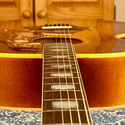 1970 Gibson J-200 Artist image 2