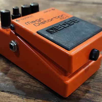 Boss MD-2 Mega Distortion Pedal | Reverb