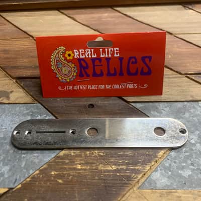 Real Life Relics Kluson Vintage Correct Nickel Telecaster® Control Plate with Screws    [L2]