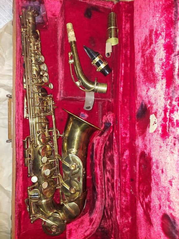 Capitol Alto Saxophone with case/neck/mouthpiece, USA, Good Condition image 1