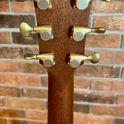 Taylor 916e with ES1.3 Electronics 2013-2015 image 8