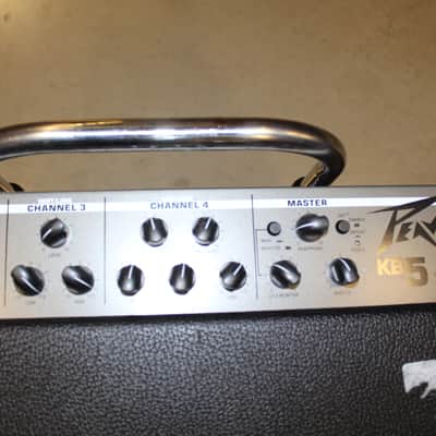 Peavey KB5 Keyboard Amplifier image 4
