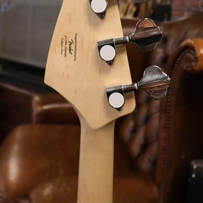 Squier Sonic Bronco Bass Arctic White (Used) image 6