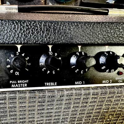 Fender SHOWMAN COMBO 1x15 “ 200 Watts Solid State 1982-1983 Paul Rivera Era Super Rare image 11