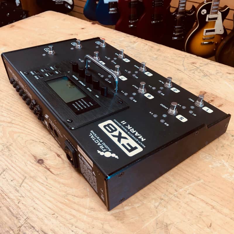 Fractal Audio FX8 Mark II Multi-FX Unit w/Cables | Reverb