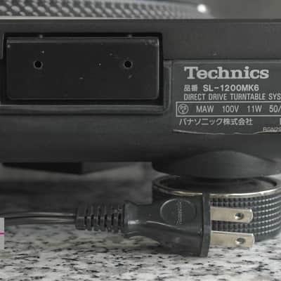 Technics SL-1200MK6 Black Direct Drive DJ Turntable in Good Condition. image 25
