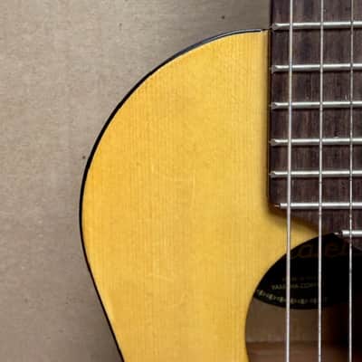 Yamaha GL1 Guitalele 6-String Guitar/Ukulele Hybrid - Natural/Spruce Top image 7