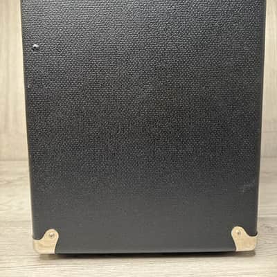 Fender Rumble 40 V3 Bass C. Amp image 2