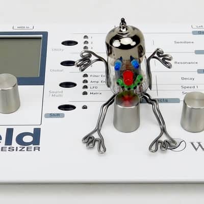 Waldorf Blofeld Desktop Synthesizer Weiß + Fast neuwertig + 1,5Jahre Garantie