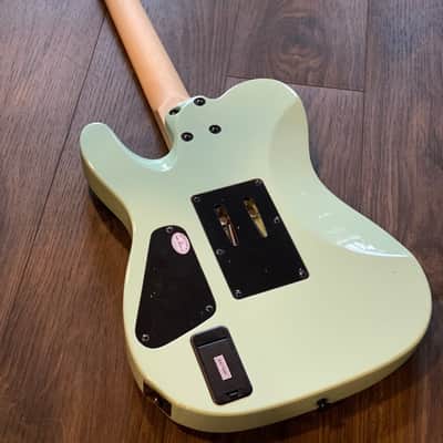 SchecterSchecter Sun Valley Super Shredder PT FR in Seafoam Green image 3