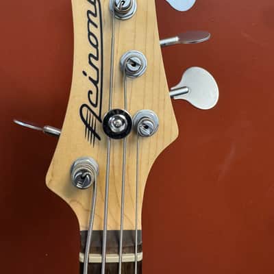 Nordstrand Acinonyx Short Scale Bass Olympic White image 4