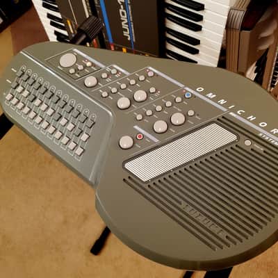 MUST SEE!!! SUZUKI OMNICHORD OM-200M (MIDI!) FULLY INSPECTED/SERVICED AND IN AMAZING CONDITION! image 4