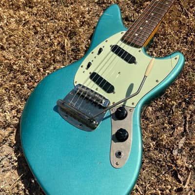 Fender/Warmoth Jag-Stang (w/ Contours) - Teal Green Metallic RELIC by Copacetic Customs image 2