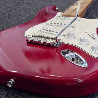 Fender USA Highway One Stratocaster 'Crimson Red Transparent' 2003 image 3