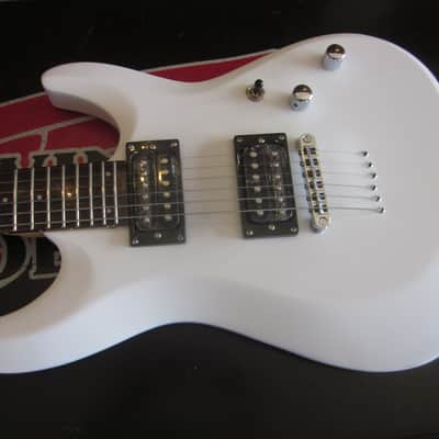 Schecter C-6 Deluxe Guitar Research Electric Guitar - Satin White image 2