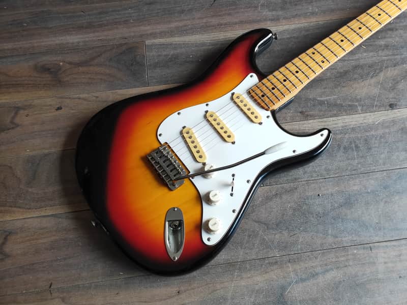 ギター Founder Electric Custom 1970's Founder Electric Custom Stratocaster Sunburst (Made in