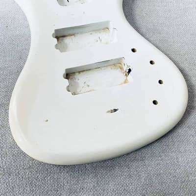 White 4 String Electric Bass Body image 7