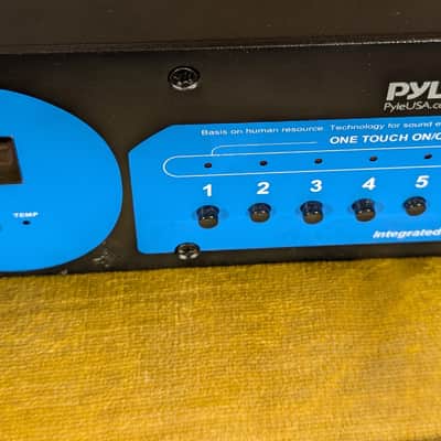 Pyle PS900 Audio/Video AC Power Conditioner Black/Blue image 3
