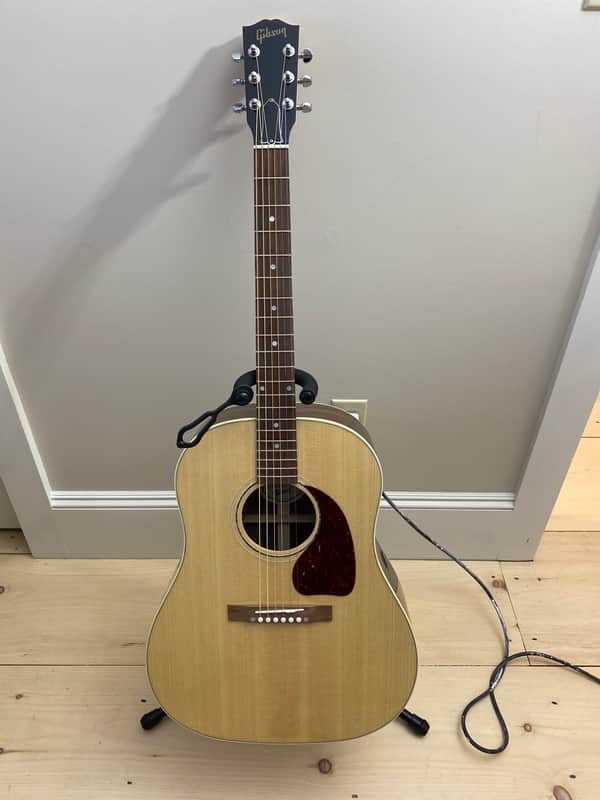 Gibson Standard J-15