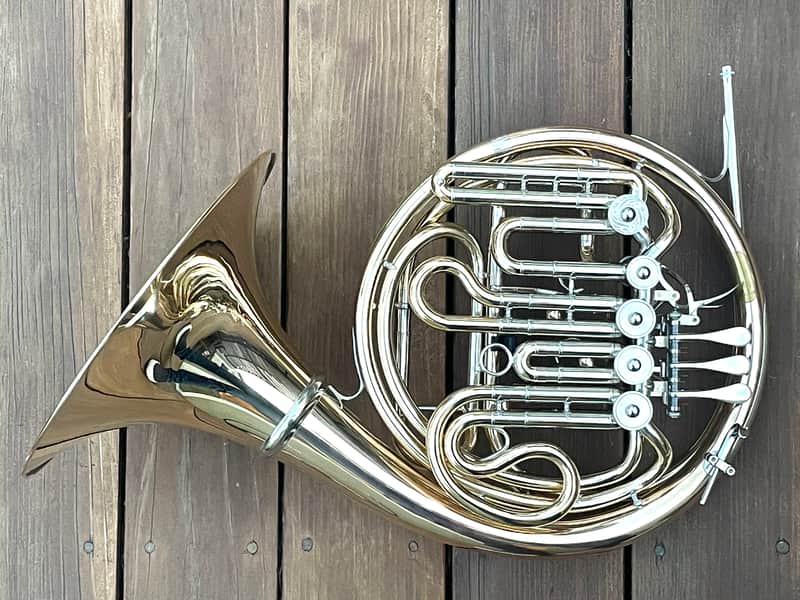 Yamaha YHR-851GD Compensating double French horn image 1