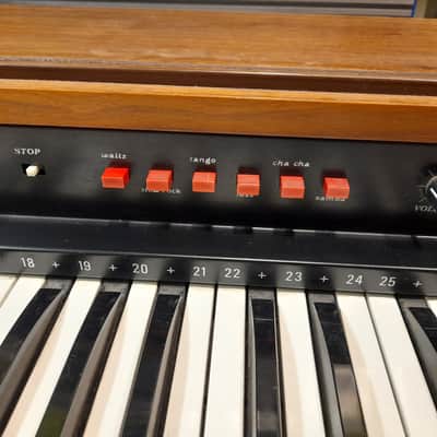 Orla Companion L 5 A Keyboard Orgel Organ image 3