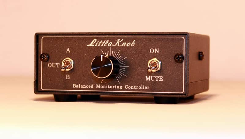 2 In 4 Out TRS Monitor Controller Vintage Maker image 1