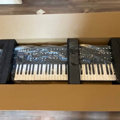 Novation Summit 61-Key 16-Voice Synthesizer 2019 - Present - Black image 16