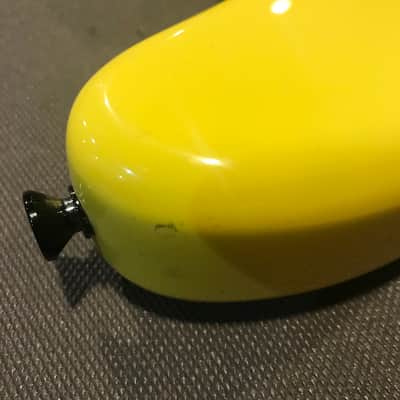 Warmoth P-Bass Body 2000s - Yellow image 5