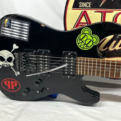Squier Showmaster Skull & Bones Electric Guitar image 2