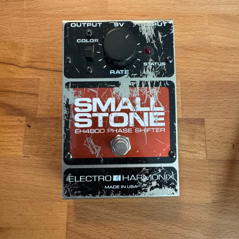 Electro-Harmonix Small Stone EH4800 Phase Shifter | Reverb