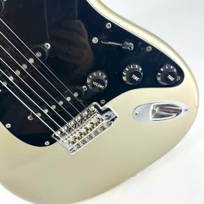 1979 Fender 25th Anniversary American Stratocaster – Silver image 23
