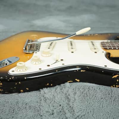 FENDER  1972 STRATOCASTER image 13