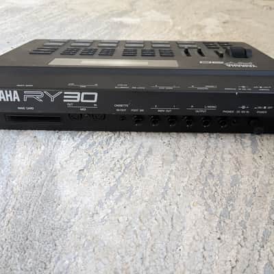 Yamaha RY30 90s Polyphonic Programmable Digital Drum Machine W/ MIDI & Sequencer image 4