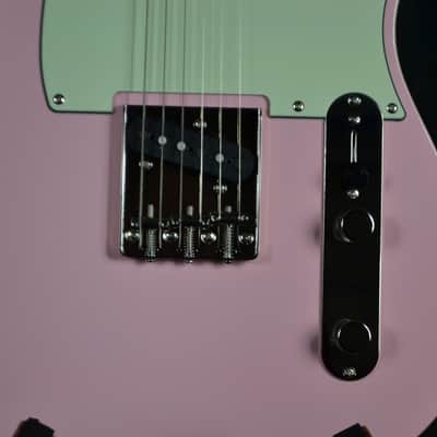 Squier FSR Classic Vibe '60s Custom Esquire - Shell Pink image 3