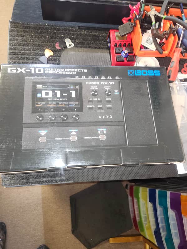 Boss GX-10 Guitar Effects Processor Black image 1