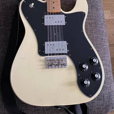 Fender Deluxe Vintera Road Worn Nitro finish  2020 - Nitro image 9