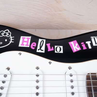 Squier Hello Kitty Mini Stratocaster 2006 Black w/ Bag image 9