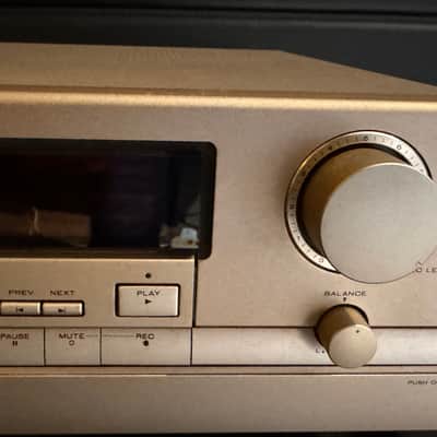 Marantz CDR-1 Professional CD Burner 90s - Silver image 3