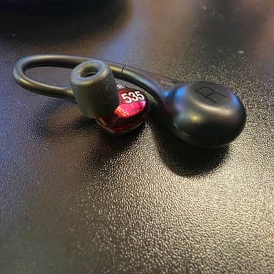 Used Shure RMCE-TW2 Wireless Bluetooth Adapter with SHURE 535 earphone bundle - Red with black image 2