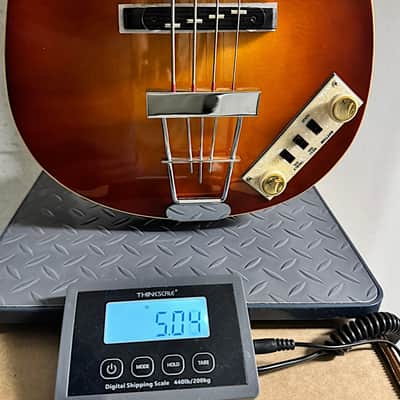 Hofner Ignition PRO Violin Bass, Sunburst, Teacup knobs image 10