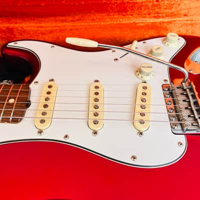 1991 Fender 62 American Vintage Stratocaster Candy Apple Red Custom Shop Pickguard AVRI image 12