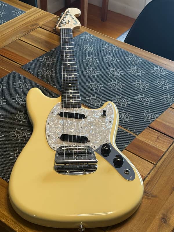 Fender American Performer Mustang with Rosewood Fretboard 2025 - Vintage White