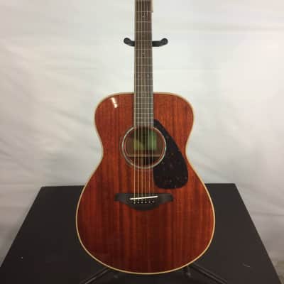 Yamaha FS850 Grand Concert Acoustic Guitar, Solid Mahogany Top image 1