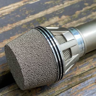 Vintage AKG D190E Dynamic Cardioid Microphone D 190 E mic 1970s image 5