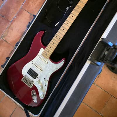 Fender American Standard Stratocaster with Maple Fretboard 2011 Candy Cola USA image 4