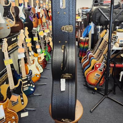 Eastman E10-OOSS/V Acoustic Guitar w/ Hardcase - Antique Classic image 9
