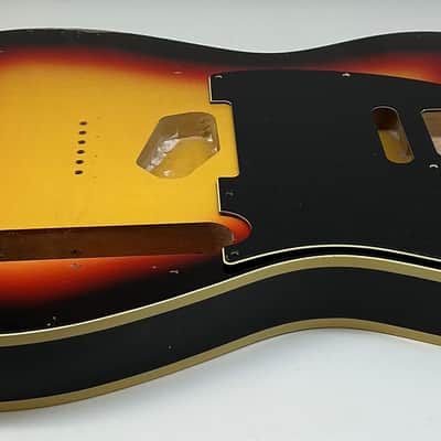 Show Me Nitro Finishes Nitro Lacquer T-Style - 3 Tone Sunburst image 3