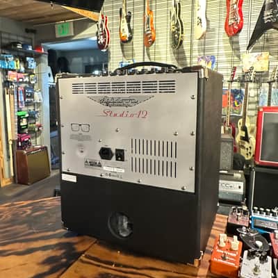 Ashdown Studio 12 100-Watt 1x12" Bass Combo 2019 - Present - Black image 2